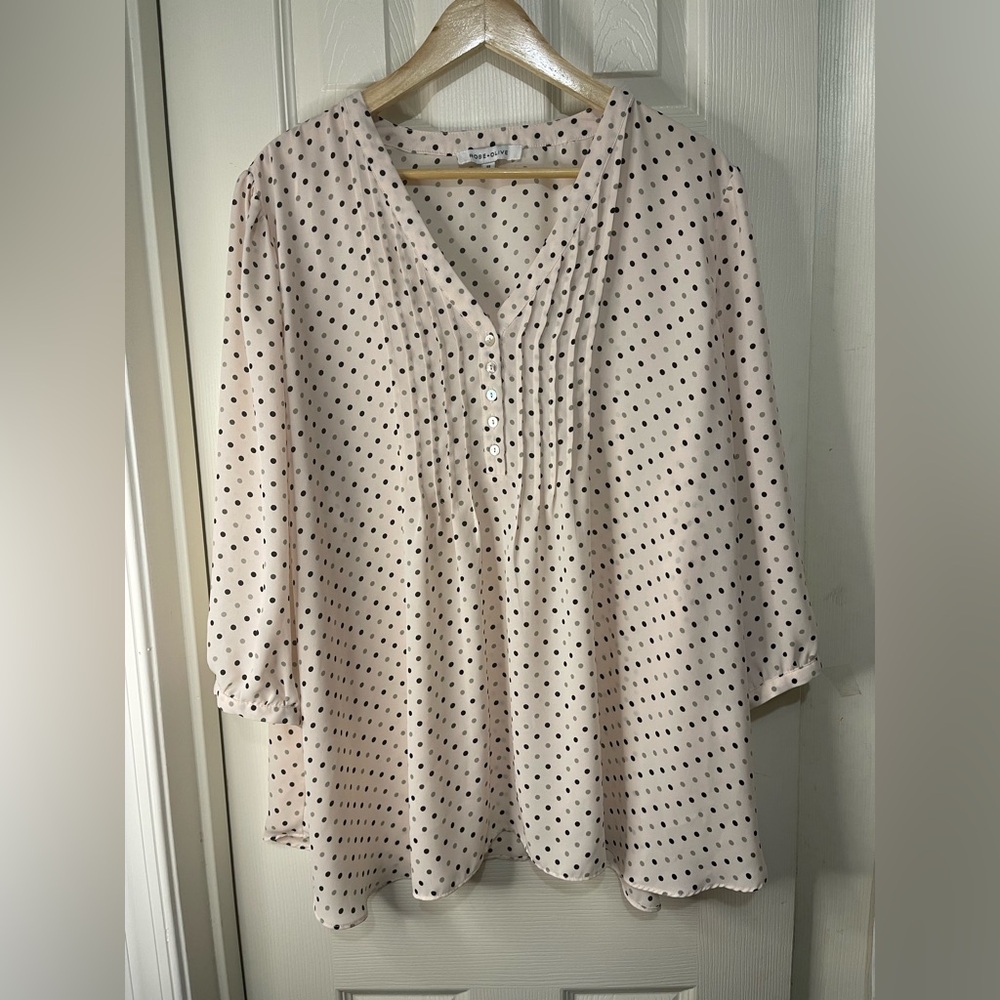Rose + Olive  Polka Dot Light Pink Popover Blouse Size 3X Semi Sheer 3/4 Sleeves